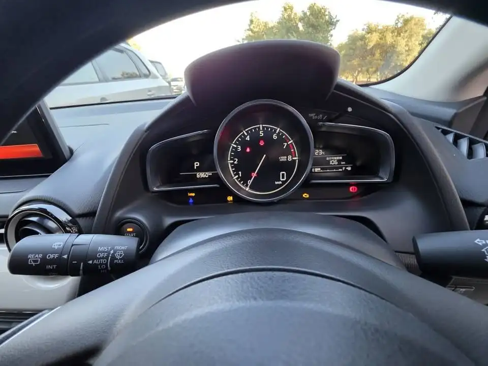 Mazda Demio 1,5L 2023