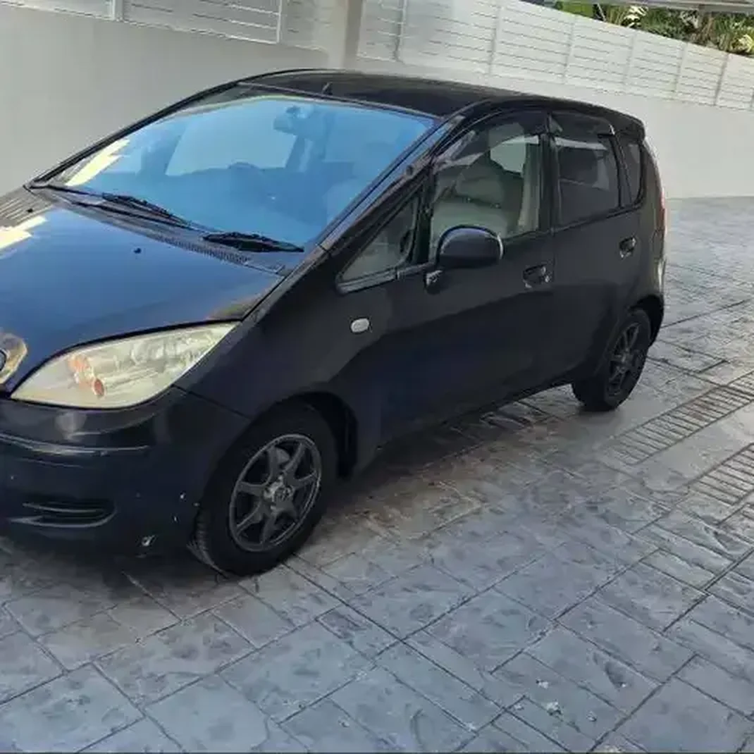 Mitsubishi Colt 2004