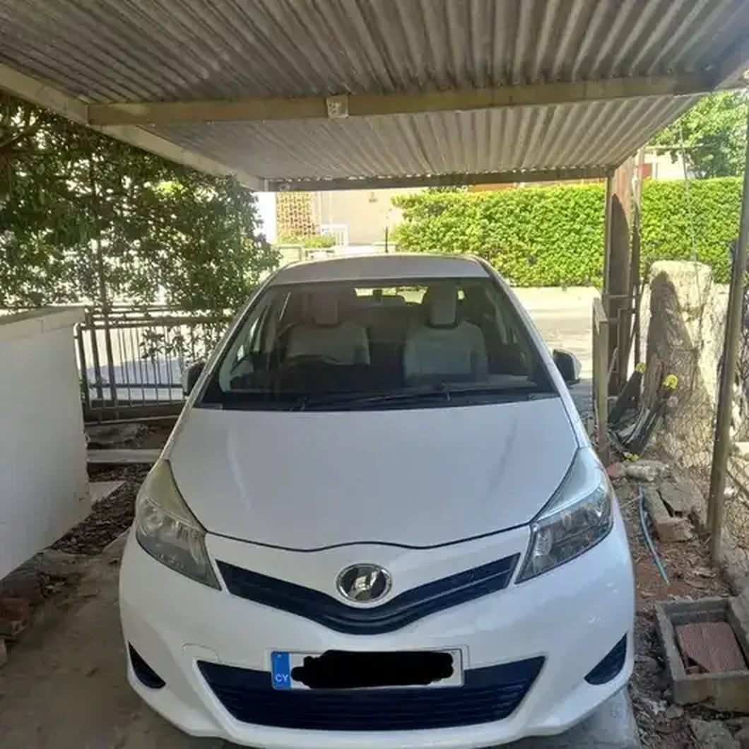 2004 Toyota Vitz 2004 Cyprus