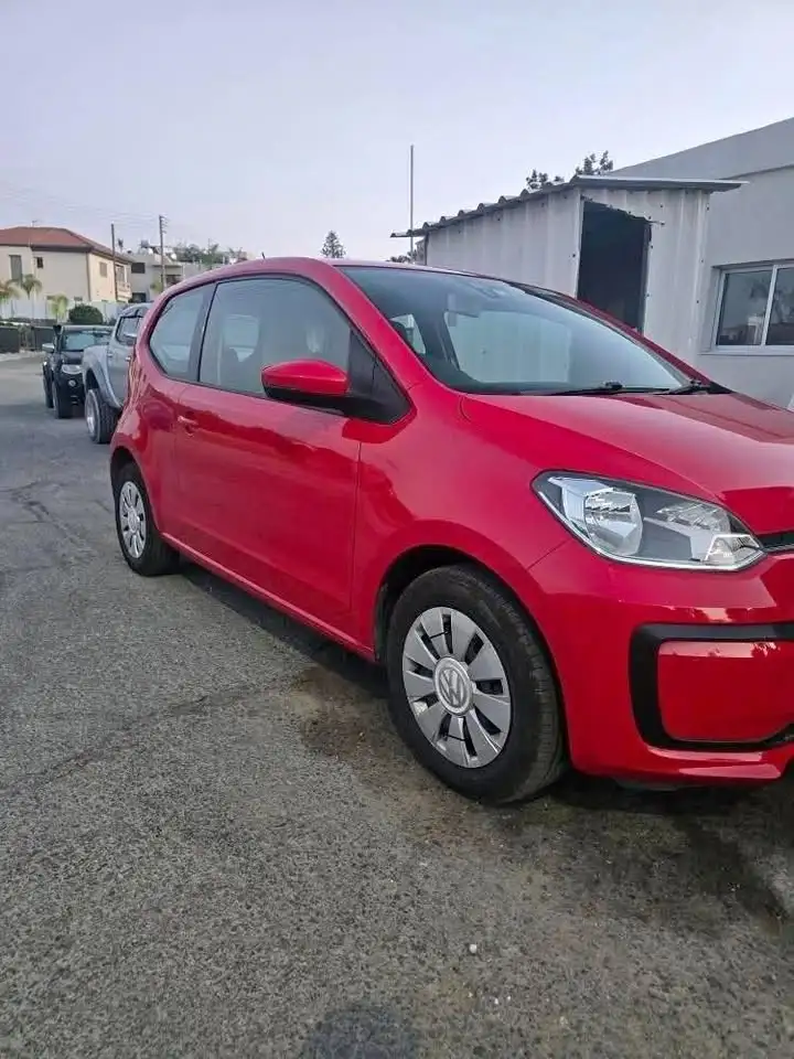 Volkswagen UP 2020