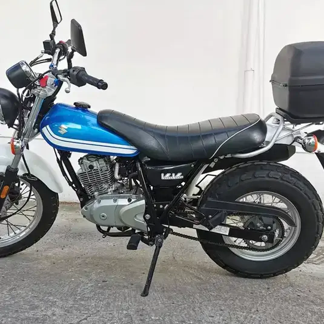 Suzuki VAN 2013