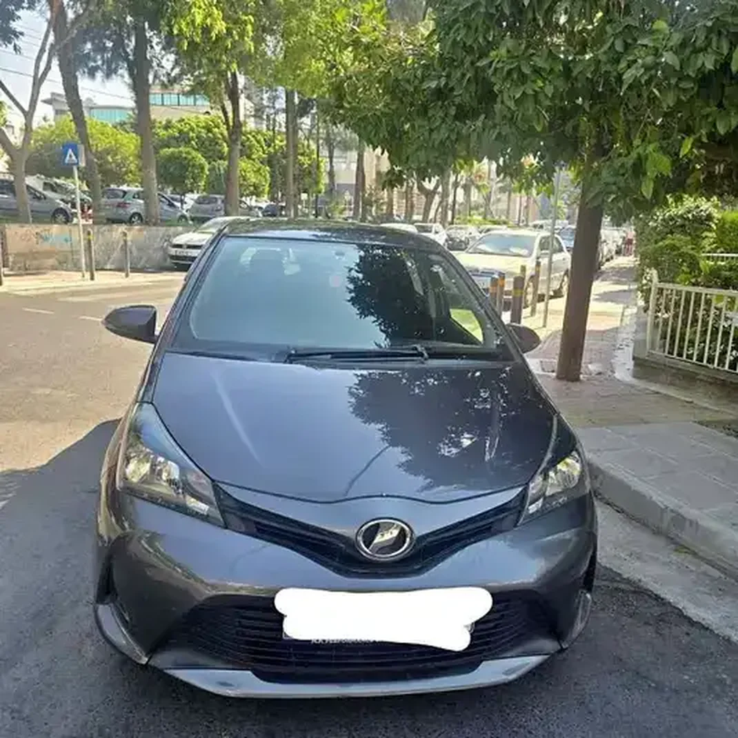 2015 Toyota Vitz 2015 Cyprus