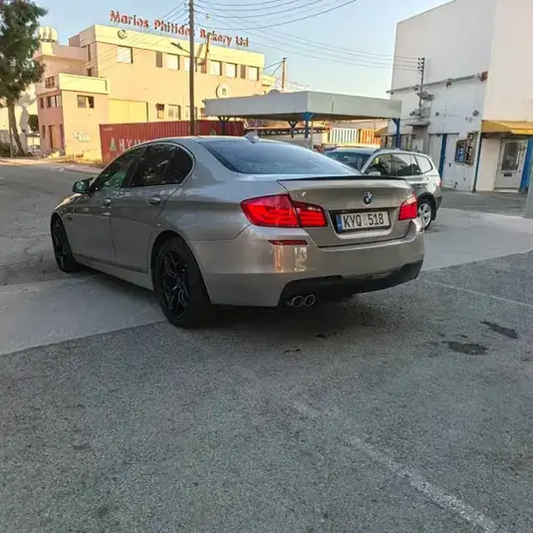 BMW 5 2,0L 2010