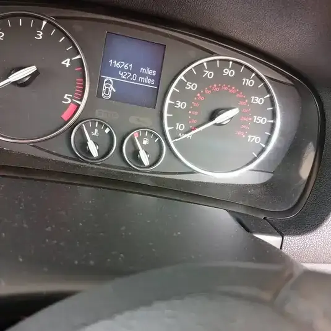2014 Renault Laguna 2,4L 2014 Cyprus