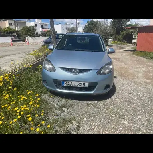 Mazda Demio 2010