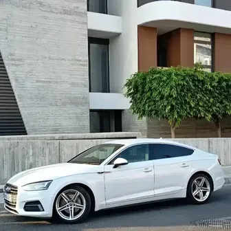 Audi A5 2,0L 2020