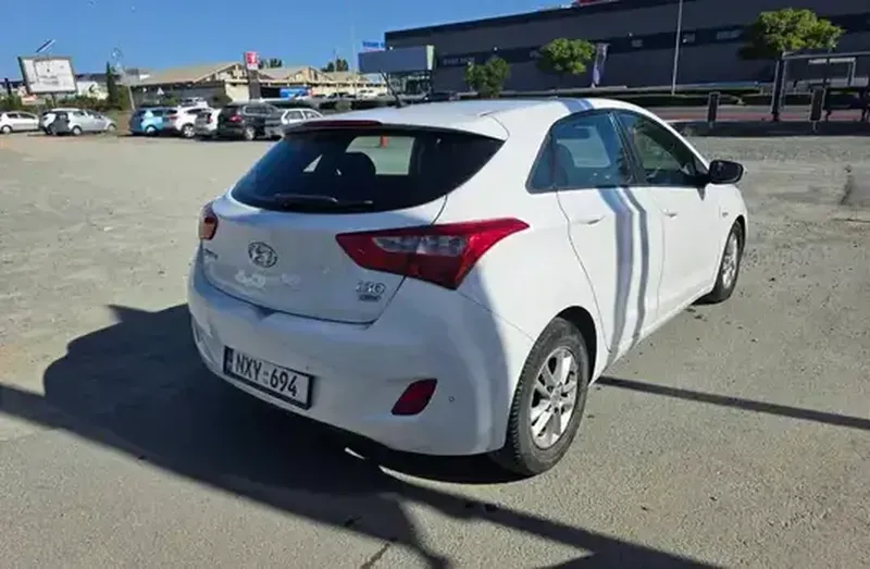 2014 Hyundai I30 1,6L 2014 Cyprus