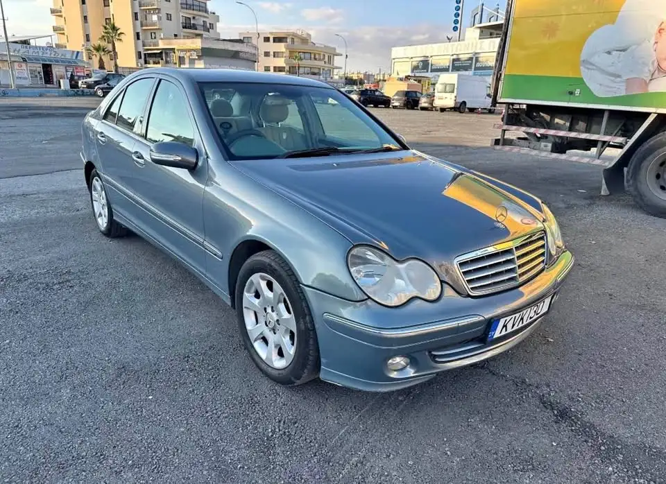 Mercedes C 2,0L 2005