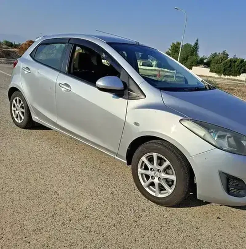 2012 Mazda Demio 1,3L 2012 Cyprus