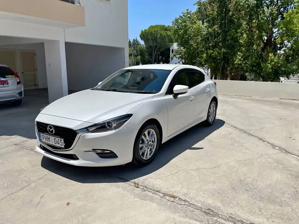 Mazda Axela 1,5L 2019