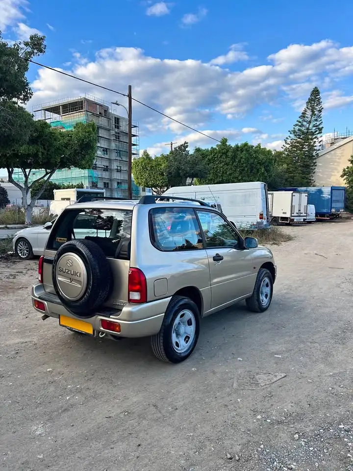 2005 Suzuki Grand 1,6L 2005 Cyprus