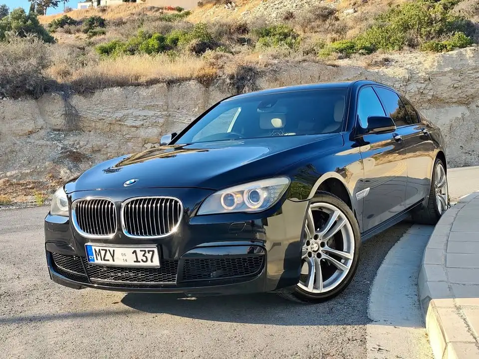 BMW 7 3,0L 2011
