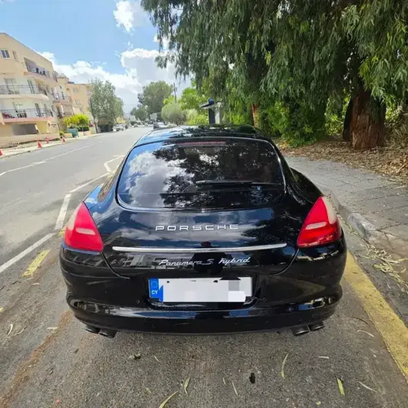 2011 Porsche Panamera 3,0L 2011 Cyprus