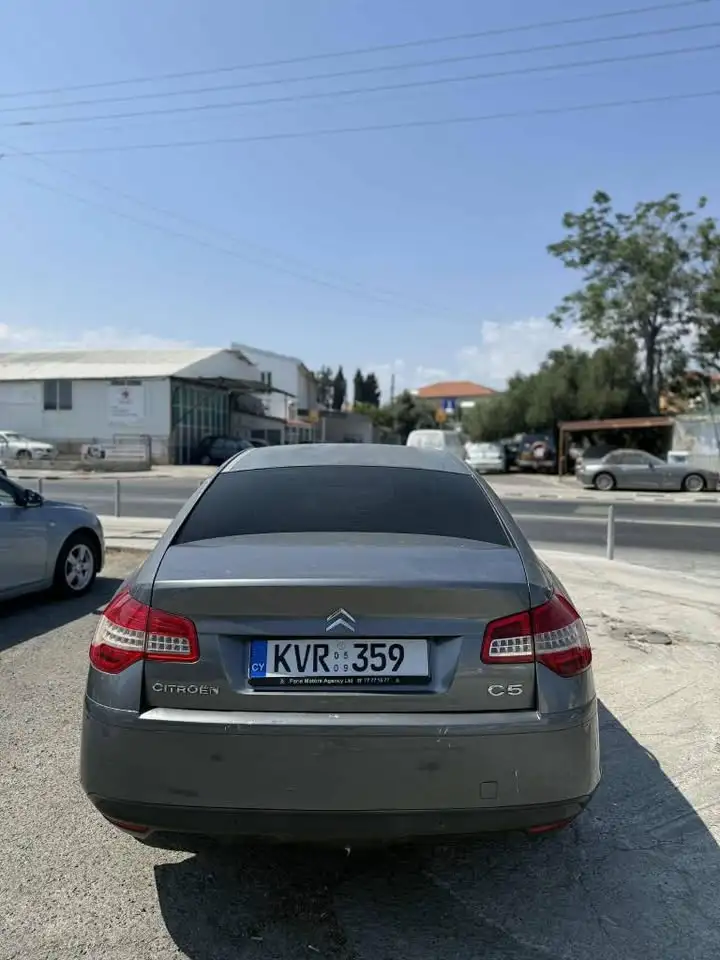 2010 Nissan Nissan 1,6L 2010 Cyprus