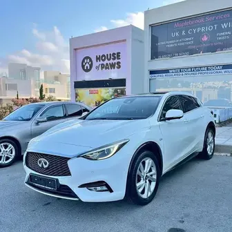 Infiniti Q30 2,2L 2016