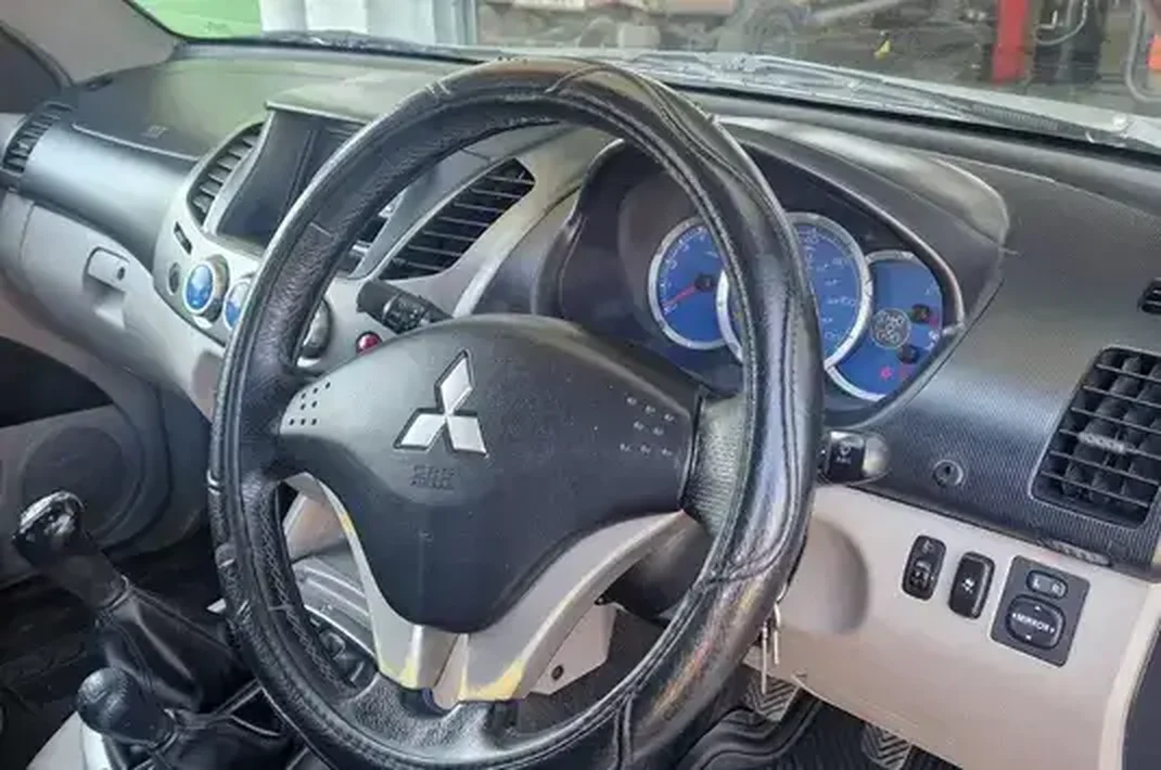 2008 Mitsubishi Warrior 2,0L 2008 Cyprus