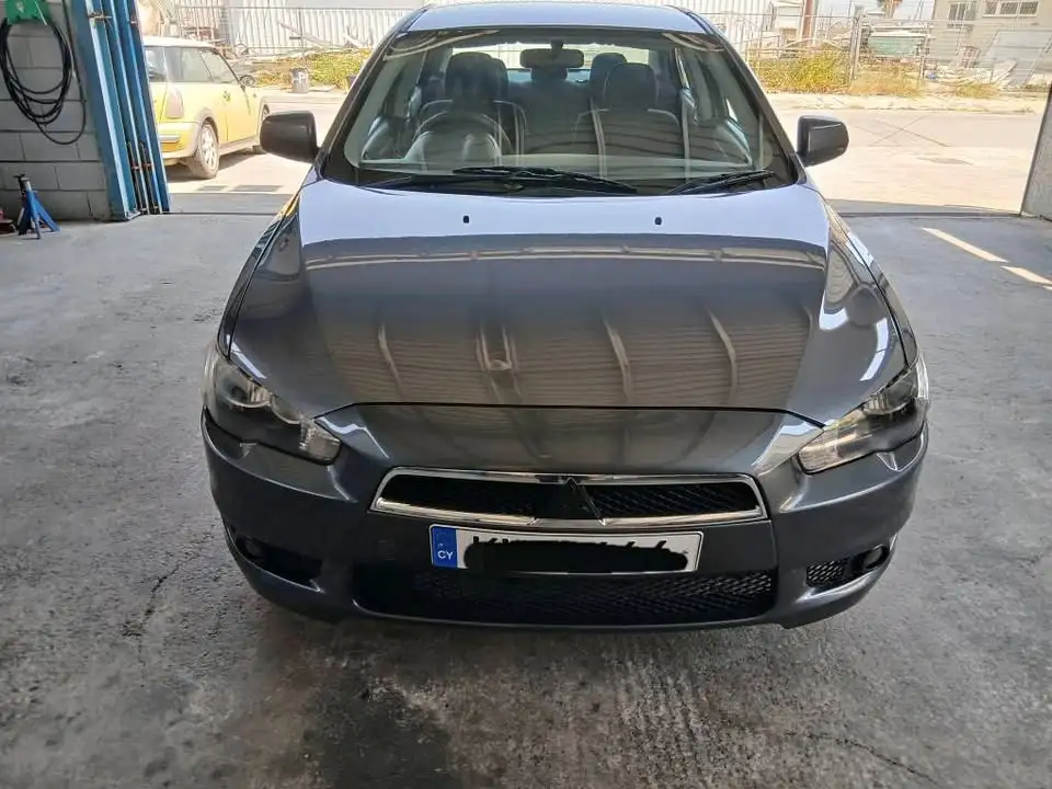 Mitsubishi Lancer 2,0L 2003