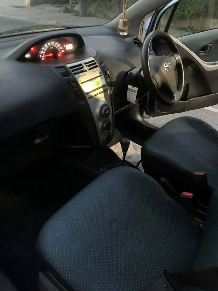 Toyota Vitz 2008
