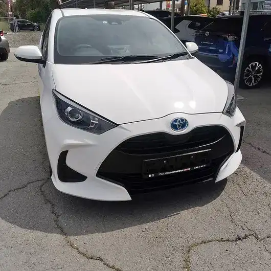2022 Toyota Yaris 1,5L 2022 Cyprus