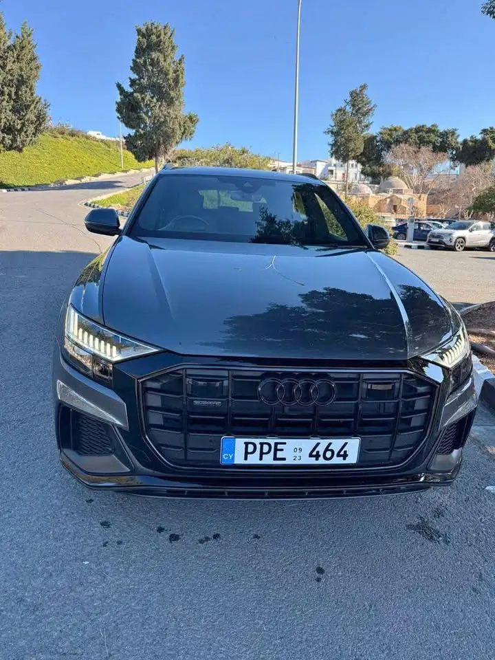 Audi Q8 2023