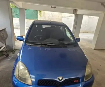 Toyota Vitz 1,5L 2001