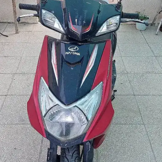 Suzuki Avenis