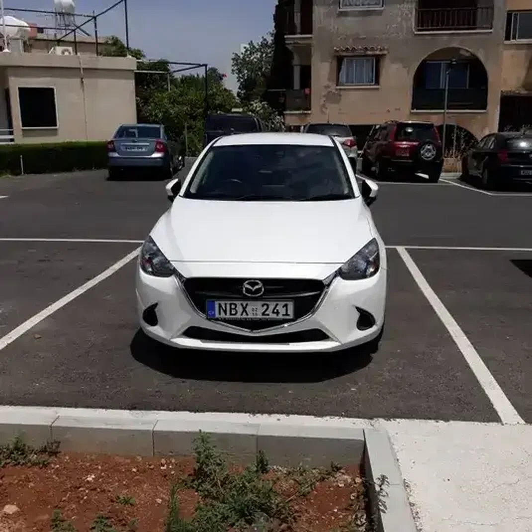 Mazda Demio 1,3L 2015