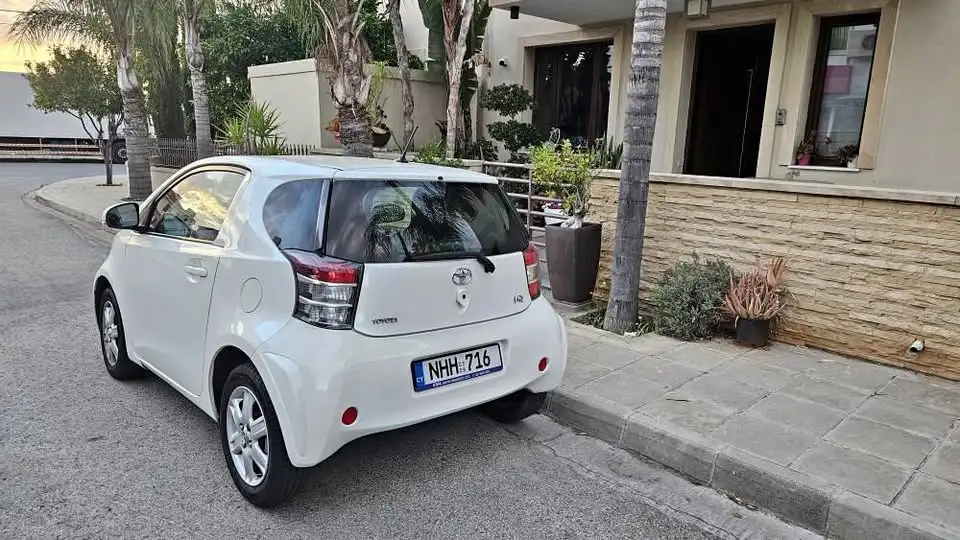 2009 Toyota IQ 1,0L 2009 Cyprus