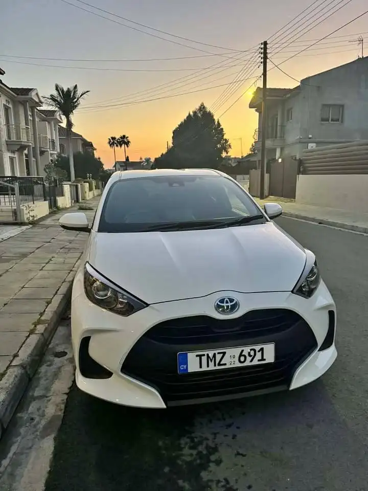 2022 Toyota Yaris 1,5L 2022 Cyprus