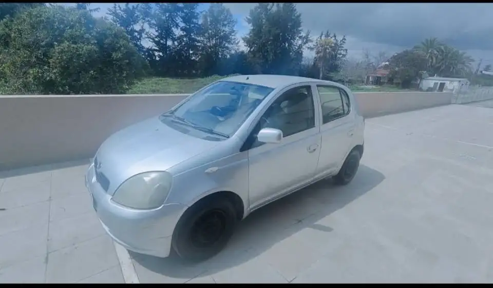 Toyota Vitz 1,0L 2000