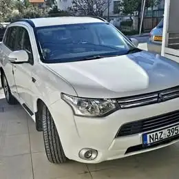 Mitsubishi Outlander 2,0L 2015