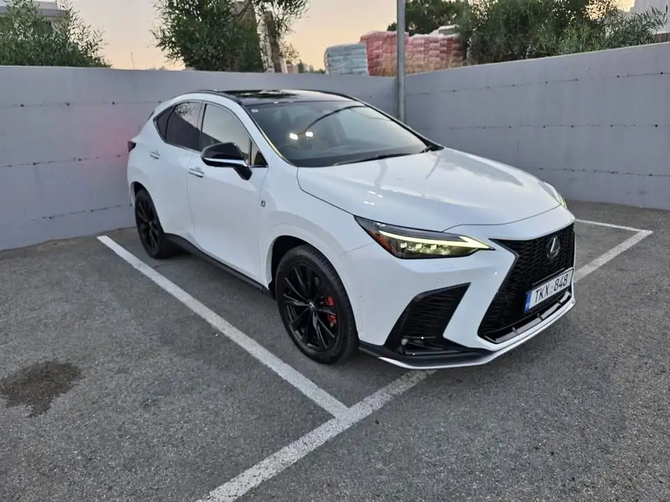 Lexus NX 2,5L 2025