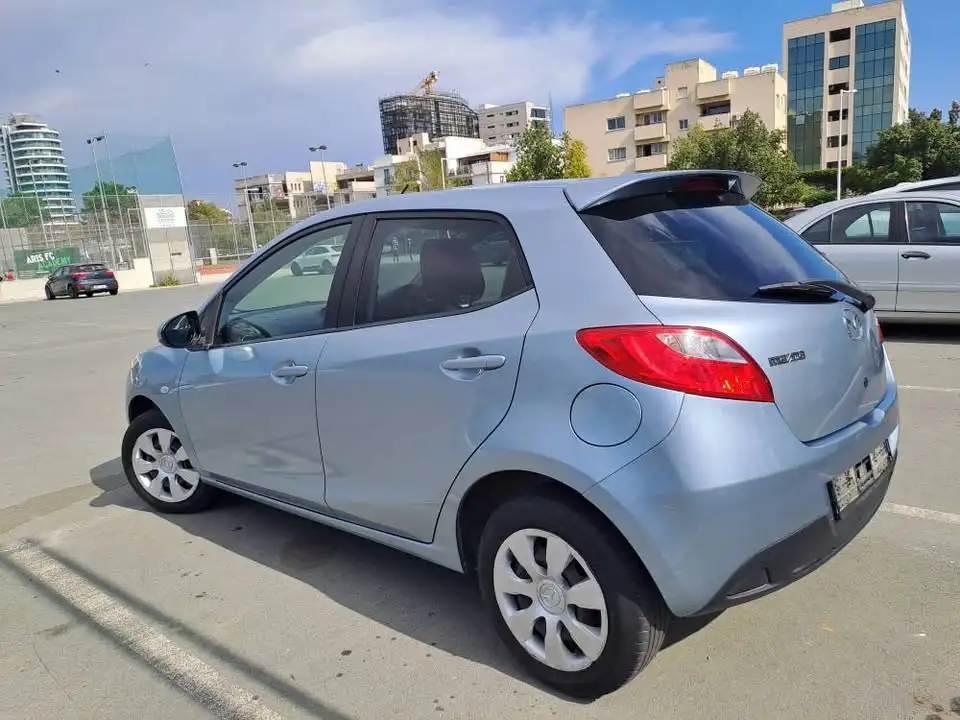 Mazda 2013