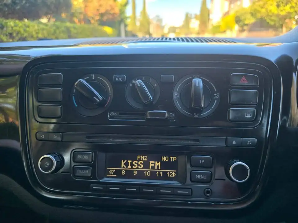 2015 Volkswagen UP 1,0L 2015 Cyprus