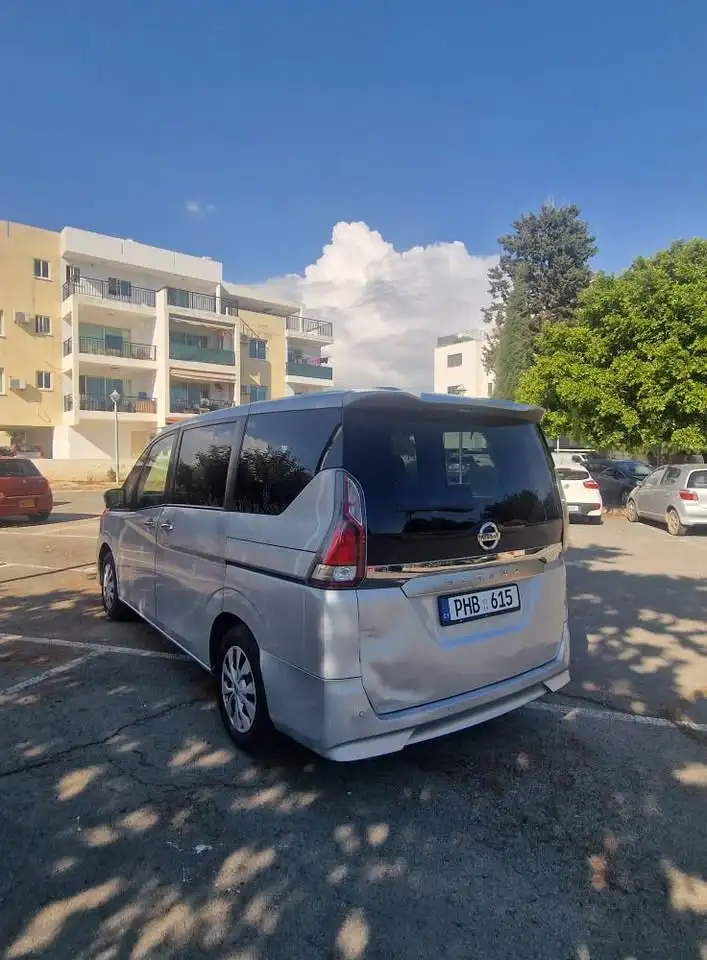 Nissan Serena 2,0L 2018