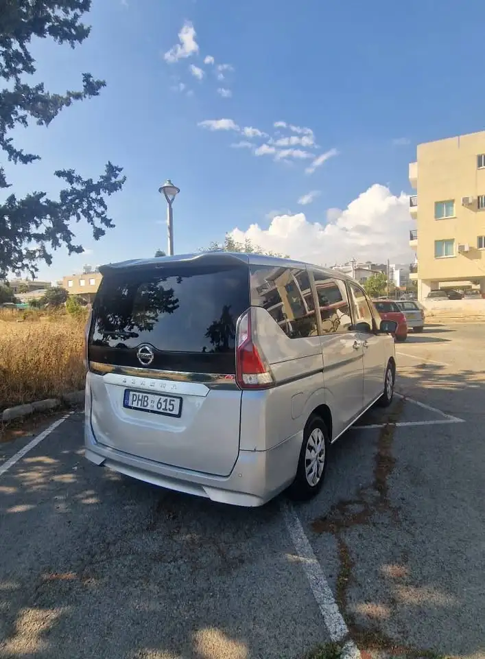 2018 Nissan Serena 2,0L 2018 Cyprus