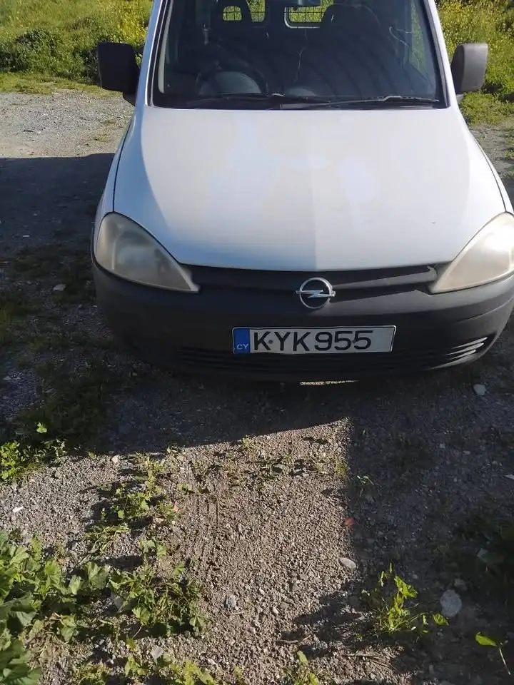 2010 Opel Combo 2010 Cyprus