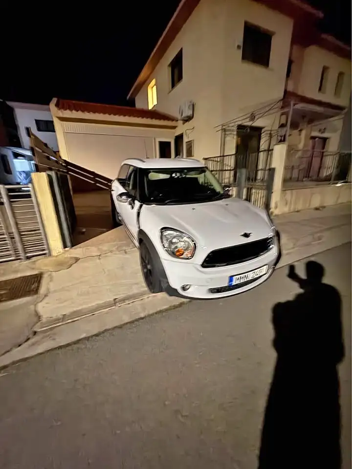 Mini Crossover 1,6L 2011