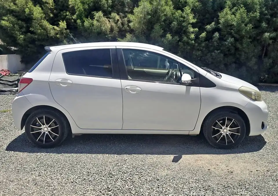 Toyota Vitz 2011