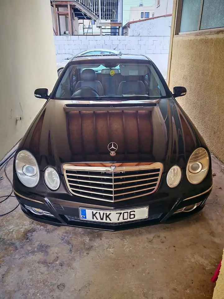 Mercedes E 2008
