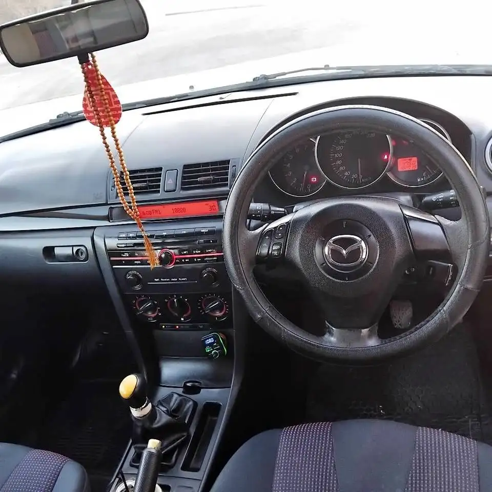 Mazda 3 1,3L 2006