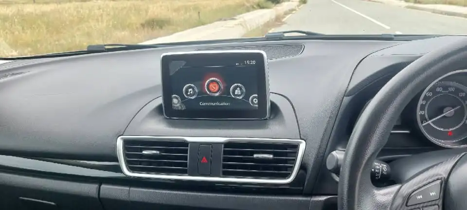 Mazda Axela 1,5L 2014
