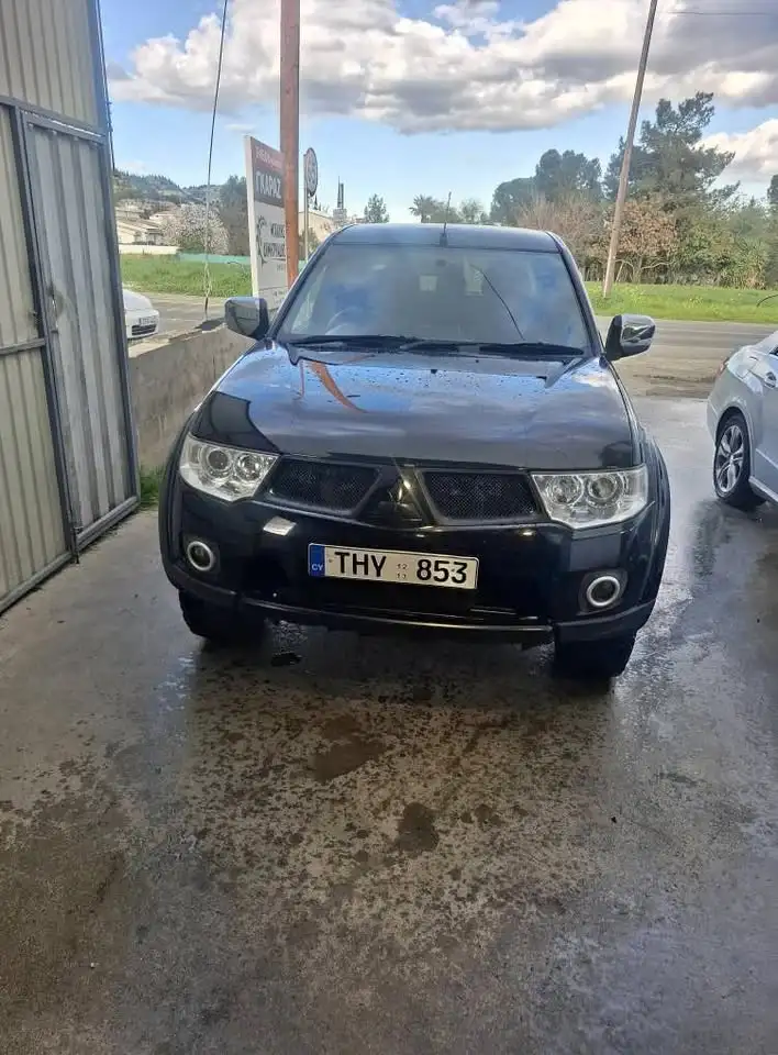 Mitsubishi L200 2,5L 2013