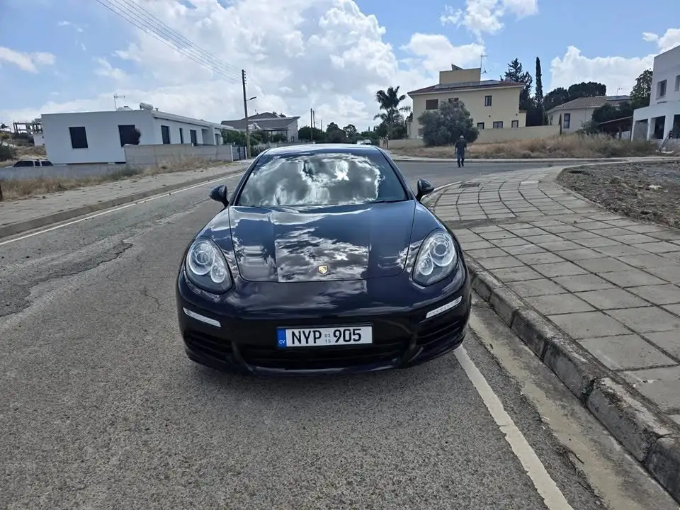 Porsche Panamera 3,0L 2015