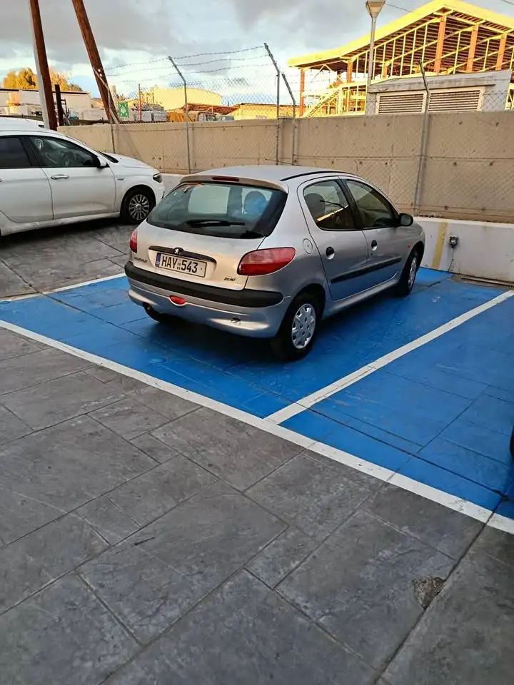 1999 Peugeot 206XR 1,4L 1999 Cyprus
