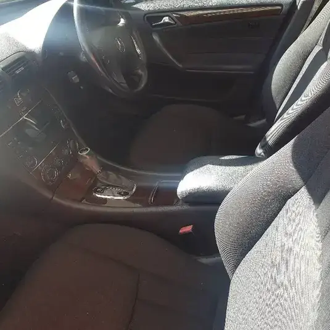 2004 Mercedes C 3,9L 2004 Cyprus