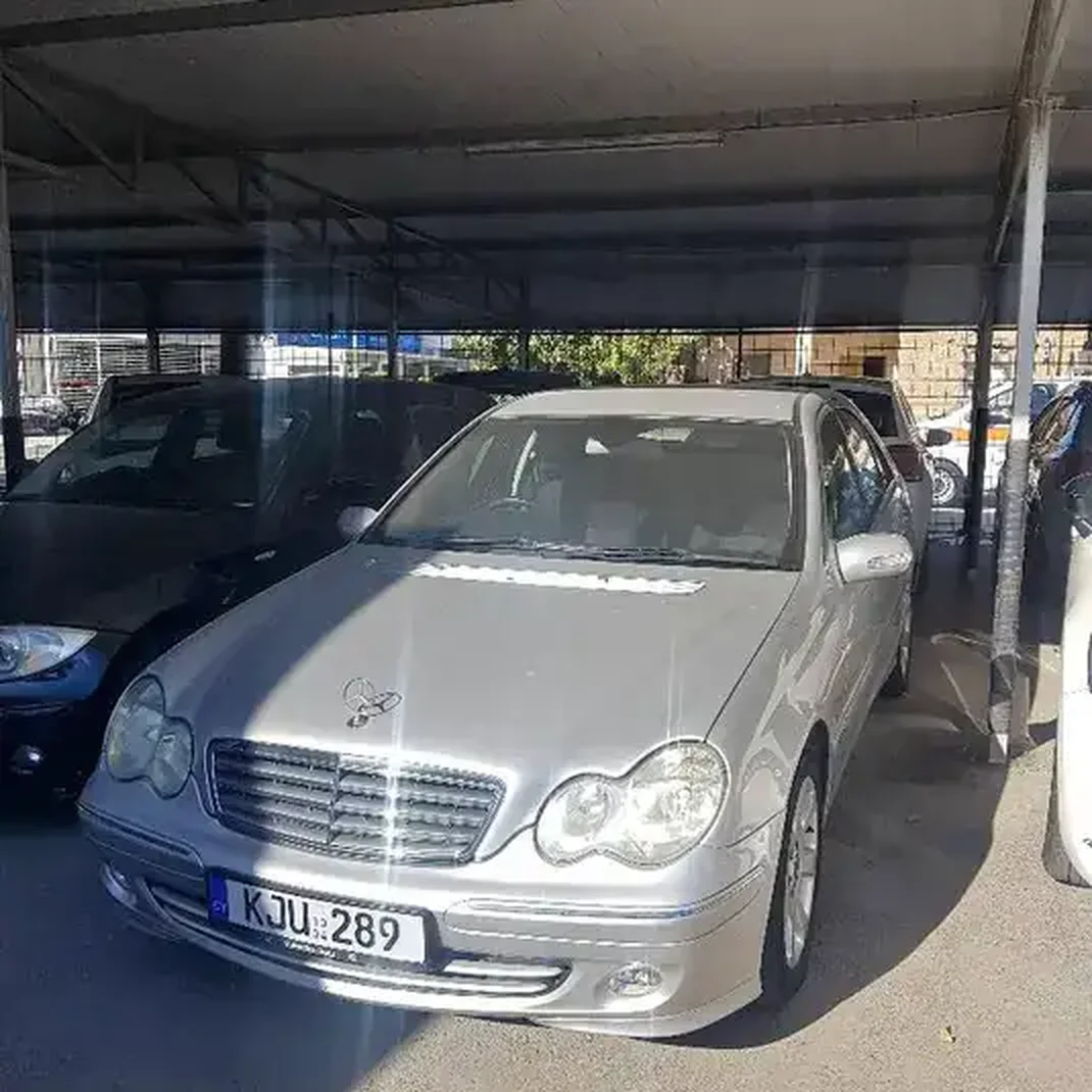 2004 Mercedes C 3,9L 2004 Cyprus