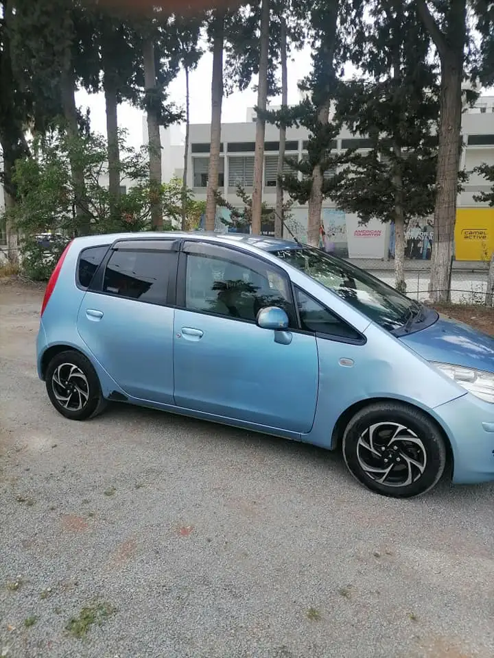 Mitsubishi Colt 2004