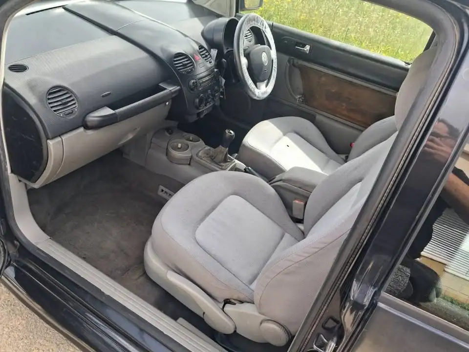 2004 Volkswagen Beetle 1,4L 2004 Cyprus