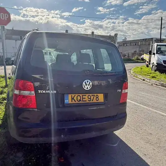 2006 Volkswagen Touran 1,6L 2006 Cyprus